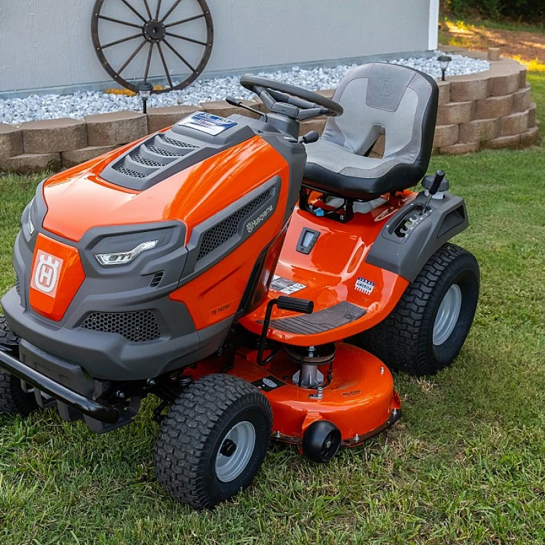 Pourquoi choisir la débroussailleuse Stihl FS 55 pour votre jardin ?