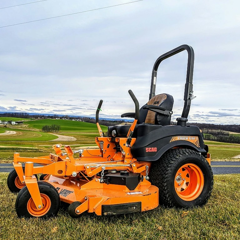 Pulverisateur toiture electrique : l'outil indispensable pour l'entretien de votre toit